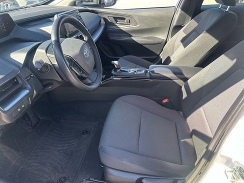 Used 2023 Toyota Prius LE image 22