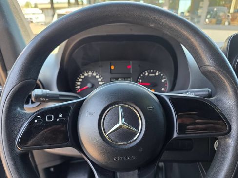 Used 2019 Mercedes-Benz Sprinter 144 image 14