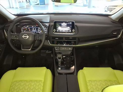 New 2026 Nissan Rogue SV FWD image 22