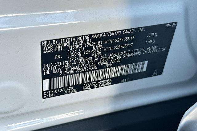 Used 2025 Toyota RAV4 XLE w/ Convenience Package FWD image 34