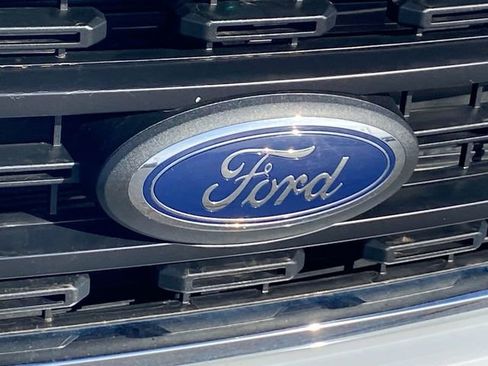 Used 2022 Ford F150 XLT w/ Bed Utility Package image 30