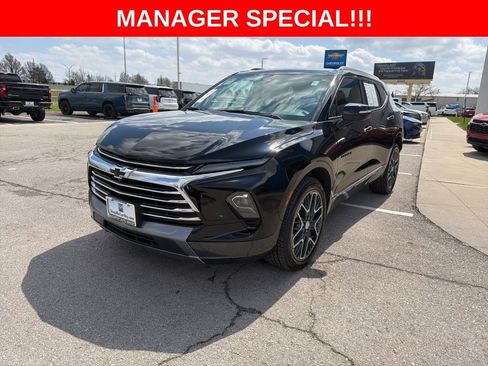 Used 2023 Chevrolet Blazer Premier w/ Driver Confidence II Package FWD image 7