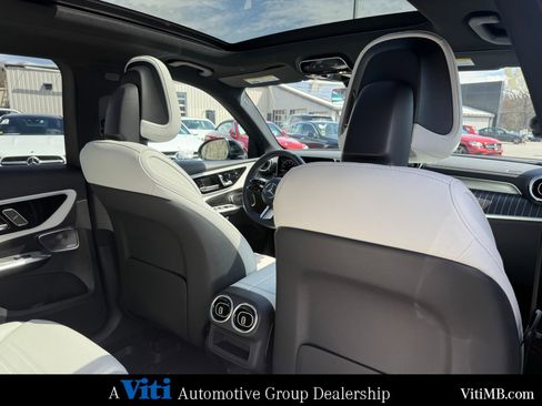 Certified 2023 Mercedes-Benz GLC 300 4MATIC image 27