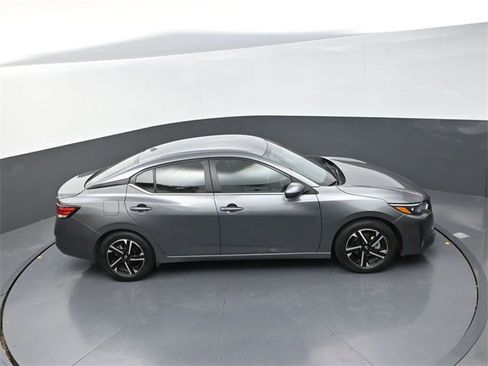 Used 2024 Nissan Sentra SV image 16