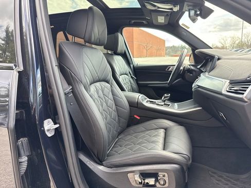 Used 2023 BMW X5 xDrive45e w/ Executive Package image 29