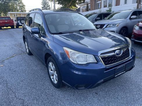 Used 2014 Subaru Forester 2.5i Premium w/ All-Weather Package AWD/4WD image 4