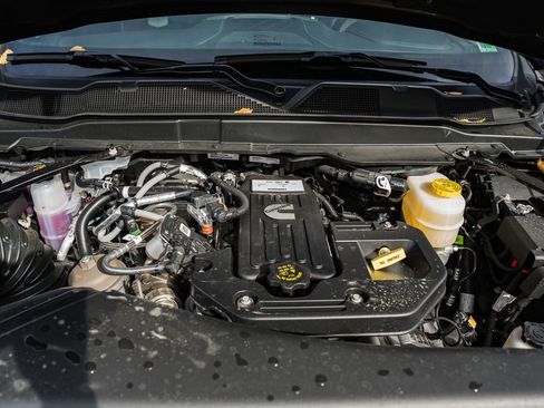 New 2026 RAM 2500 Limited image 23