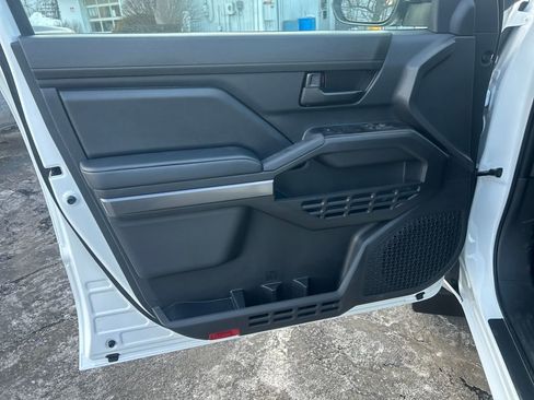 New 2026 Toyota Tacoma SR5 image 18