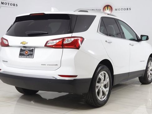 Used 2021 Chevrolet Equinox Premier image 3