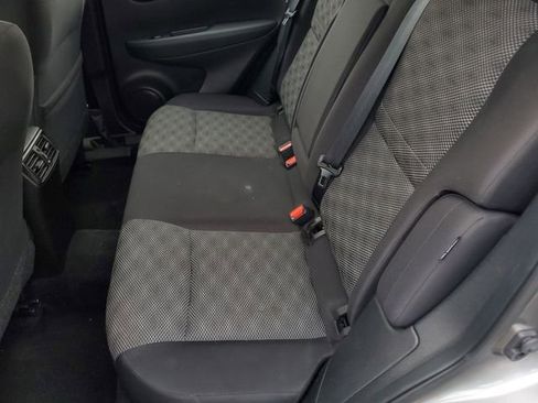 Used 2022 Nissan Rogue Sport SV image 9