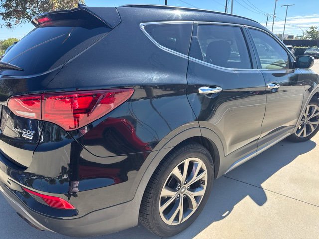 Used 2017 Hyundai Santa Fe Sport FWD image 3