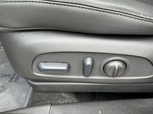 Certified 2023 Buick Encore GX Essence w/ Experience Buick Package image 12