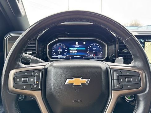Used 2022 Chevrolet Silverado 1500 High Country w/ High Country Premium Package image 3
