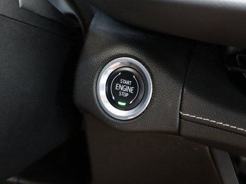 Used 2022 Buick Envision Preferred image 16