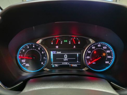 Used 2018 Chevrolet Equinox Premier AWD/4WD image 40