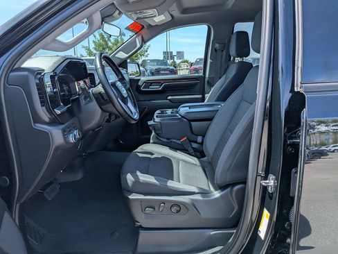 Used 2024 GMC Sierra 1500 Elevation w/ LPO, Elevation Black Package AWD/4WD image 23