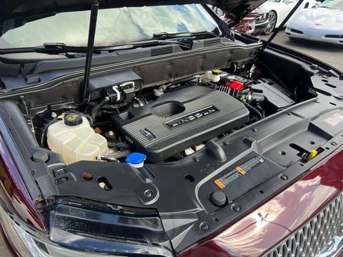 Used 2019 Lincoln Nautilus Reserve image 14