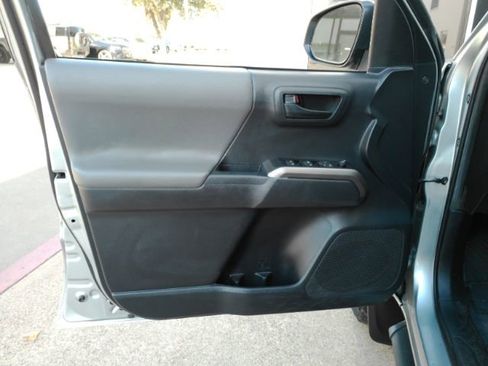 Used 2022 Toyota Tacoma SR5 image 14