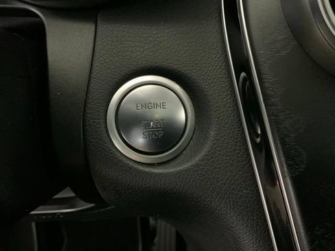 Used 2016 Mercedes-Benz GLC 300 4MATIC image 26