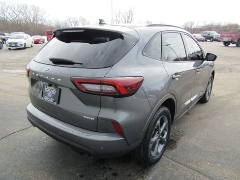Used 2023 Ford Escape ST-Line Select w/ Tech Pack #2 image 9