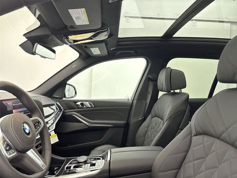New 2026 BMW X5 xDrive40i AWD/4WD image 24