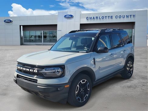 Used 2021 Ford Bronco Sport Outer Banks image 2