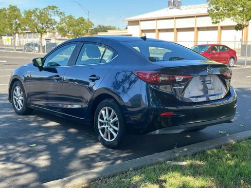 Used 2015 MAZDA MAZDA3 i Touring w/ Technology Package image 2