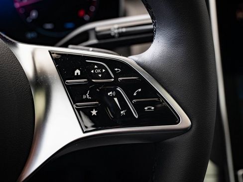 Certified 2026 Mercedes-Benz GLC 300 4MATIC image 25
