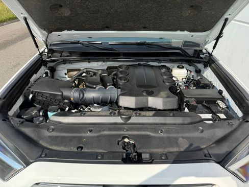 Used 2024 Toyota 4Runner TRD Off-Road Premium image 28