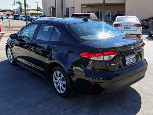 Used 2024 Toyota Corolla LE image 6