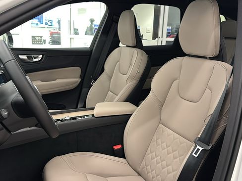 New 2026 Volvo XC60 B5 Plus w/ Climate Package AWD/4WD image 23