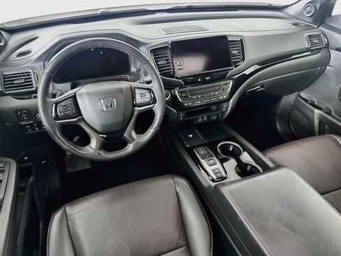 Used 2025 Honda Ridgeline Black Edition image 30