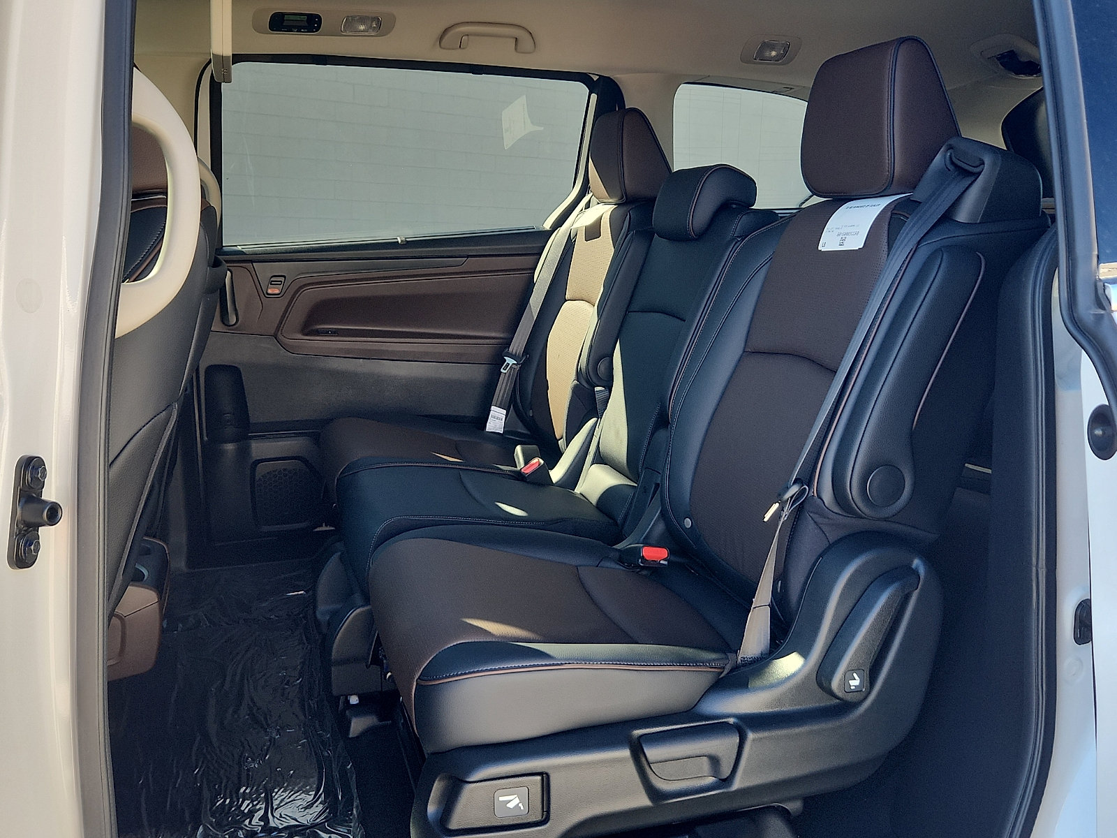 New 2027 Honda Odyssey Elite image 6