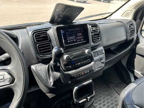Used 2023 RAM ProMaster 2500 FWD image 12