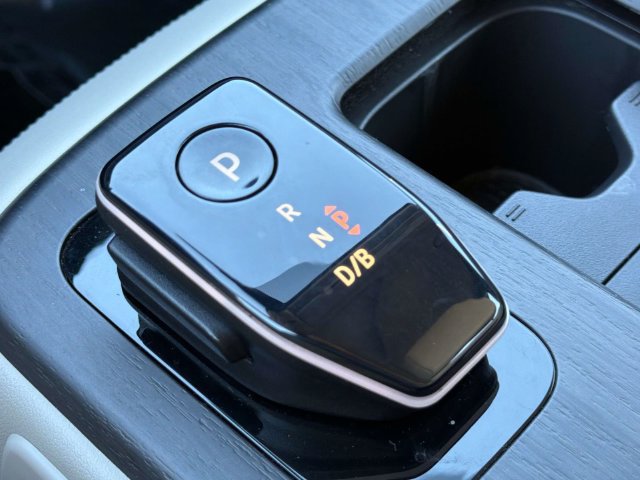 Certified 2024 Nissan Ariya FWD image 28