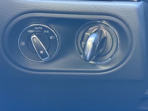 New 2026 Porsche Macan Turbo image 31