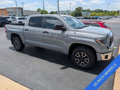 Used 2019 Toyota Tundra SR5 AWD/4WD image 4