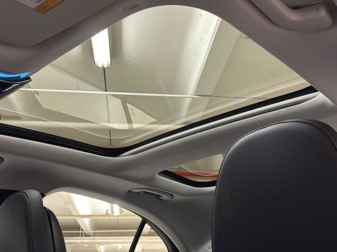 New 2026 Mercedes-Benz E 350 4MATIC Sedan image 25