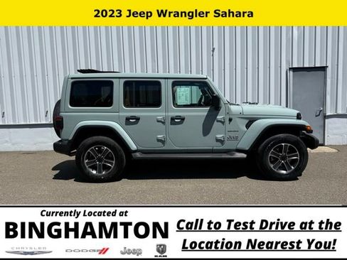 Used 2023 Jeep Wrangler Unlimited Sahara w/ LED Lighting Group AWD/4WD image 4