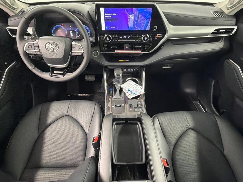 New 2026 Toyota Highlander Platinum AWD/4WD image 30