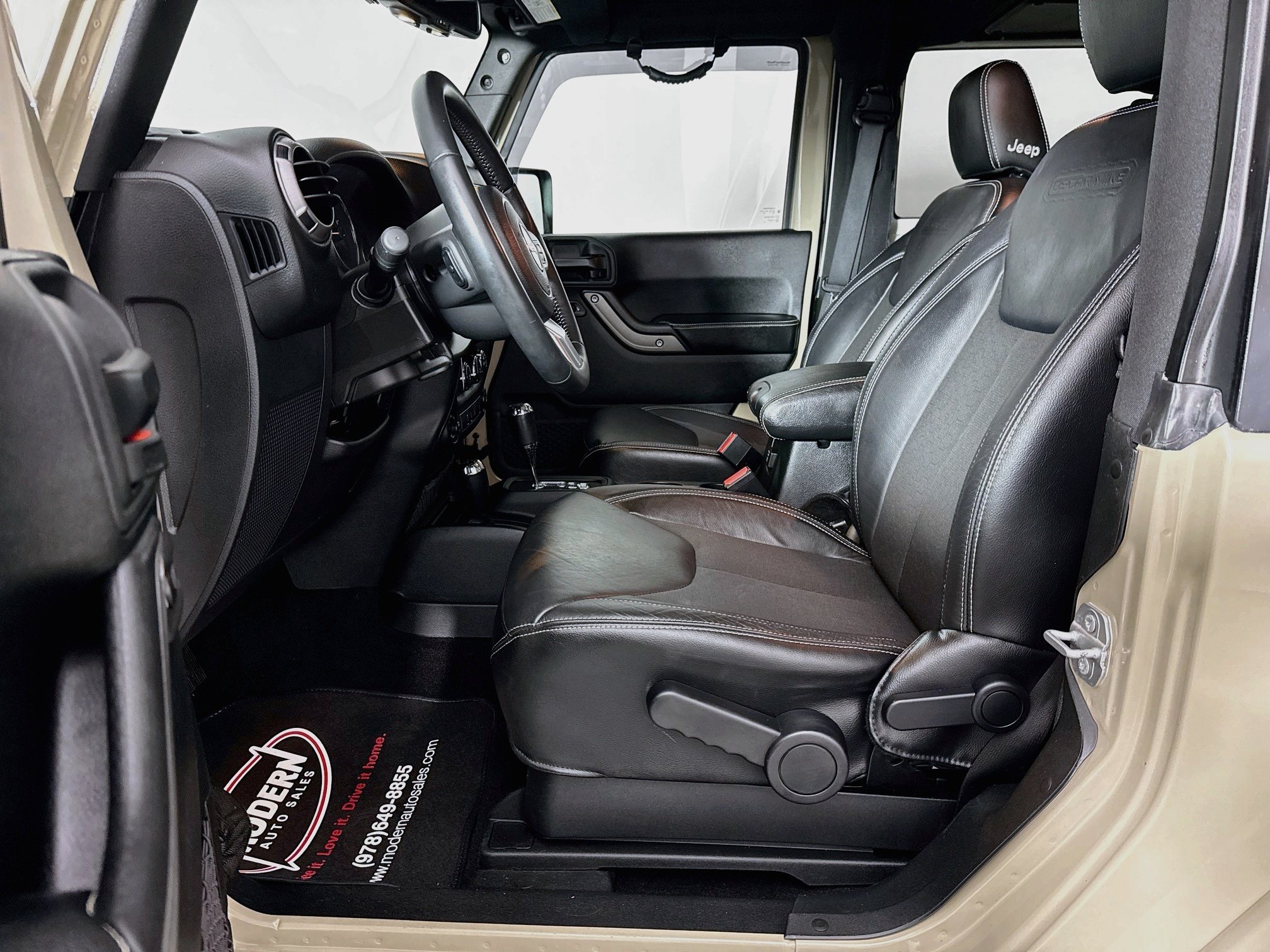 Used 2018 Jeep Wrangler Sport AWD/4WD image 20