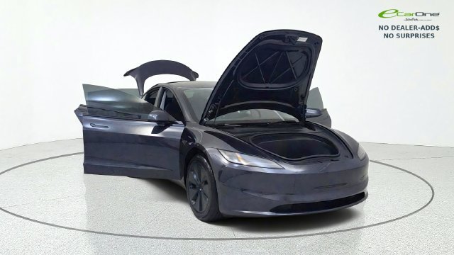 Used 2025 Tesla Model 3 RWD image 11