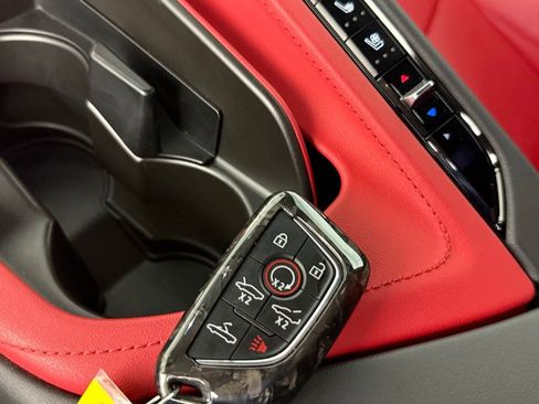 Used 2023 Chevrolet Corvette Stingray Preferred Conv w/ Z51 Performance Package RWD image 23