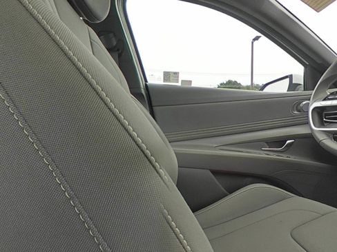 Used 2024 Hyundai Elantra SEL w/ Convenience Package FWD image 34