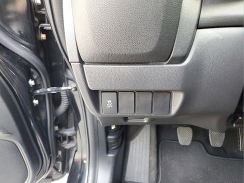 Used 2015 Honda Fit EX image 25