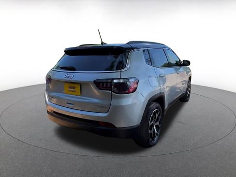 Used 2025 Jeep Compass Limited AWD/4WD image 12