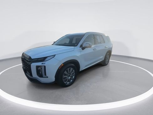Used 2023 Hyundai Palisade SEL w/ Cargo Package image 4