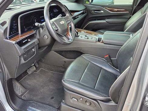 Used 2023 Cadillac Escalade ESV Premium Luxury RWD image 8