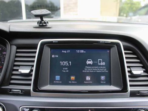 Used 2018 Hyundai Sonata Sport w/ Tech Package 05 FWD image 20