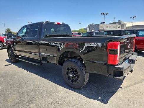 New 2026 Ford F350 Lariat w/ Black Appearance Package AWD/4WD image 8